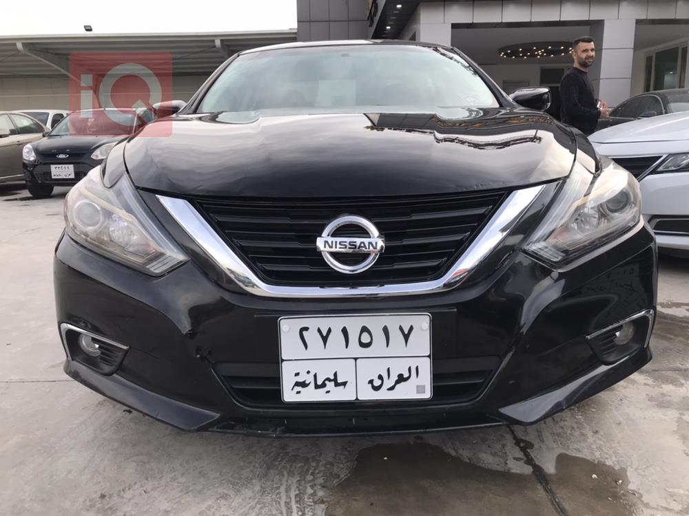 نيسان ألتيما